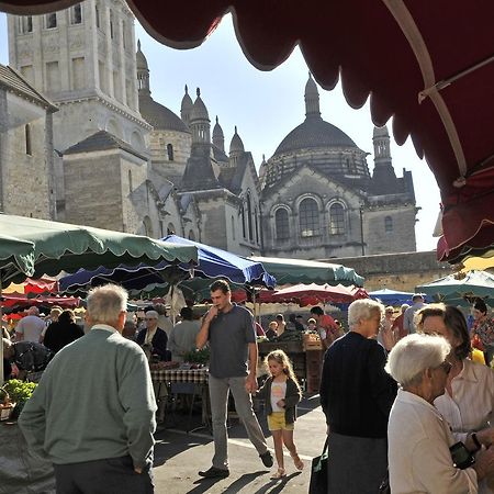 Отель Vvf Perigord Sorges-En-Perigord Экстерьер фото